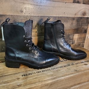 ❤❤ NWB ZARA black leather combat boot unique tongue detail❤❤